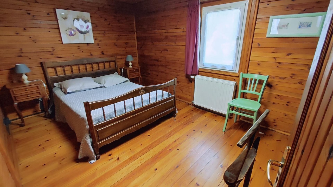 Photo of Bedroom in Leffincourt