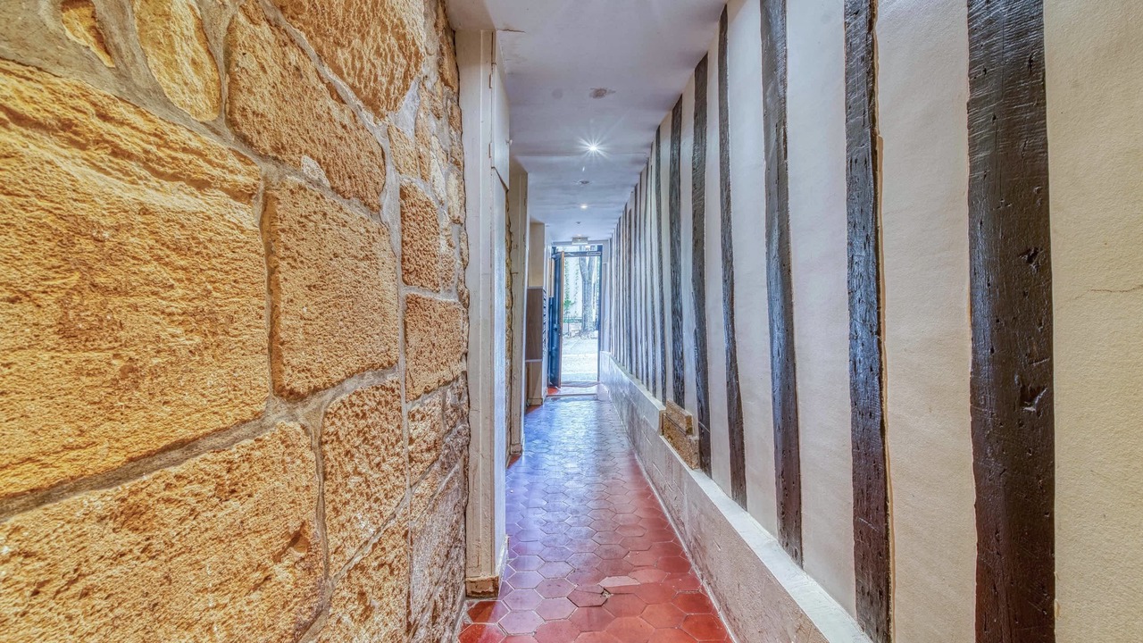 Photo of Others in Saint-Merri