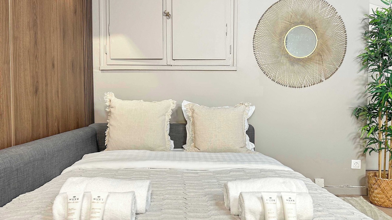 Photo of Bedroom in Saint-Merri