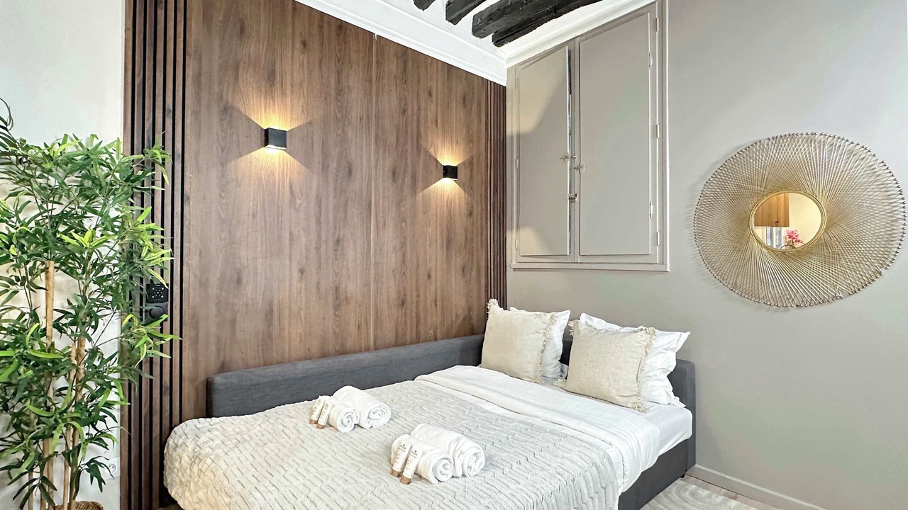 Photo of Bedroom in Saint-Merri