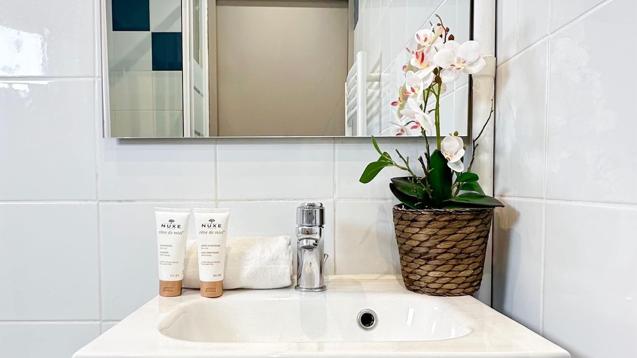 Photo of Bathroom in Saint-Merri
