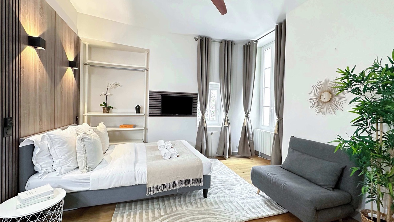 Photo of Bedroom in Saint-Thomas-d'Aquin
