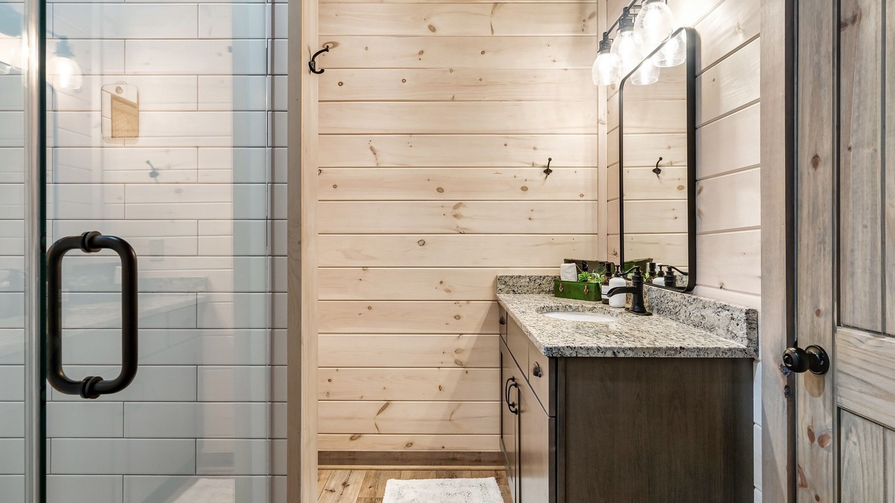 Photo of Bathroom in Sevierville
