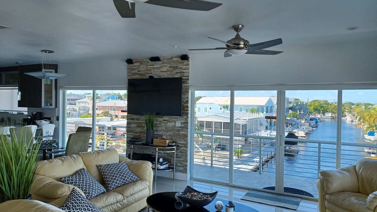 Photo of Livingroom in Anglers Park