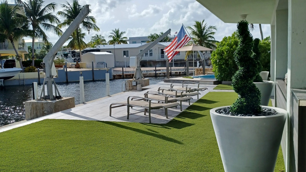 Photo of Patio Balcony in Anglers Park
