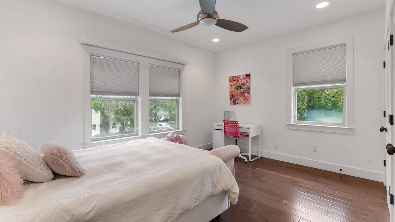 Photo of Bedroom in Tarrytown