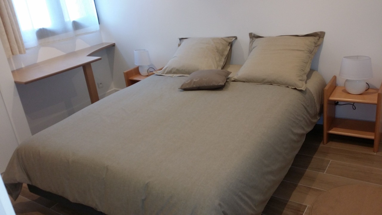 Photo of Bedroom in Argenteuil