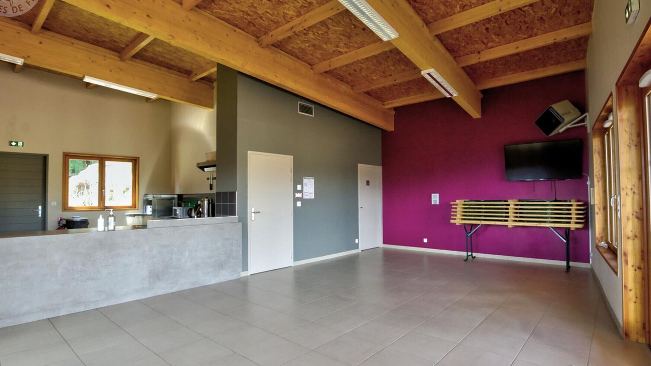 Photo of Others in Les Noes