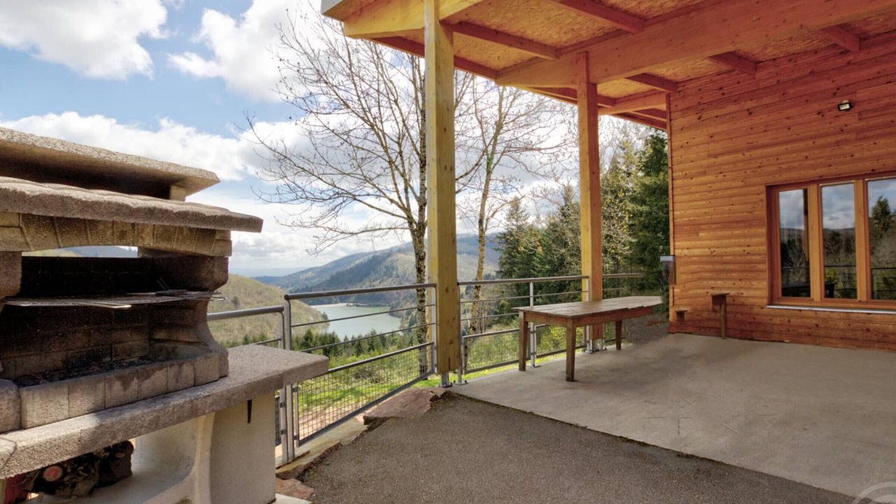 Photo of Patio Balcony in Les Noes