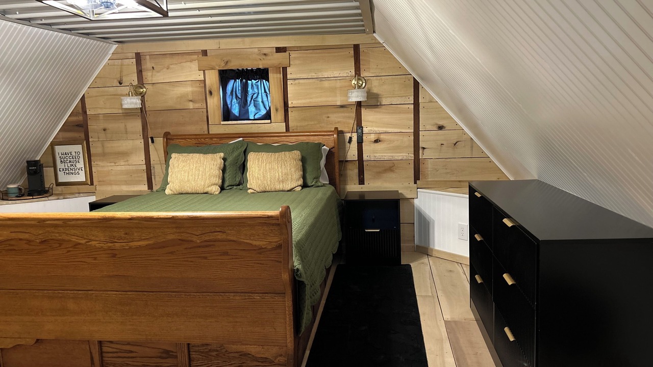 Photo of Bedroom in Marshall