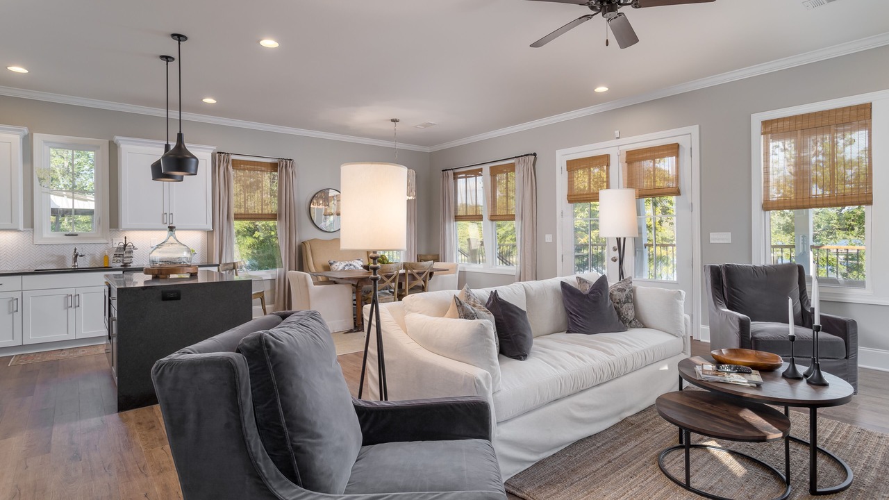 Photo of Livingroom in Northport