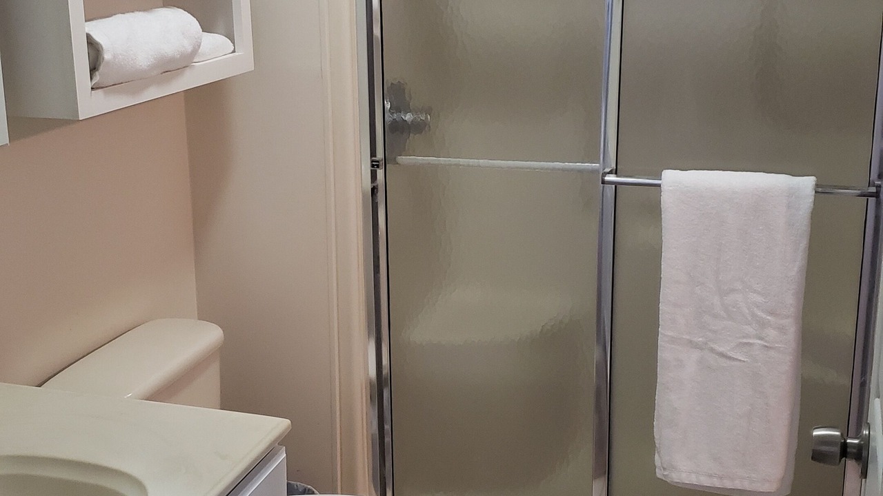Photo of Bathroom in Marion
