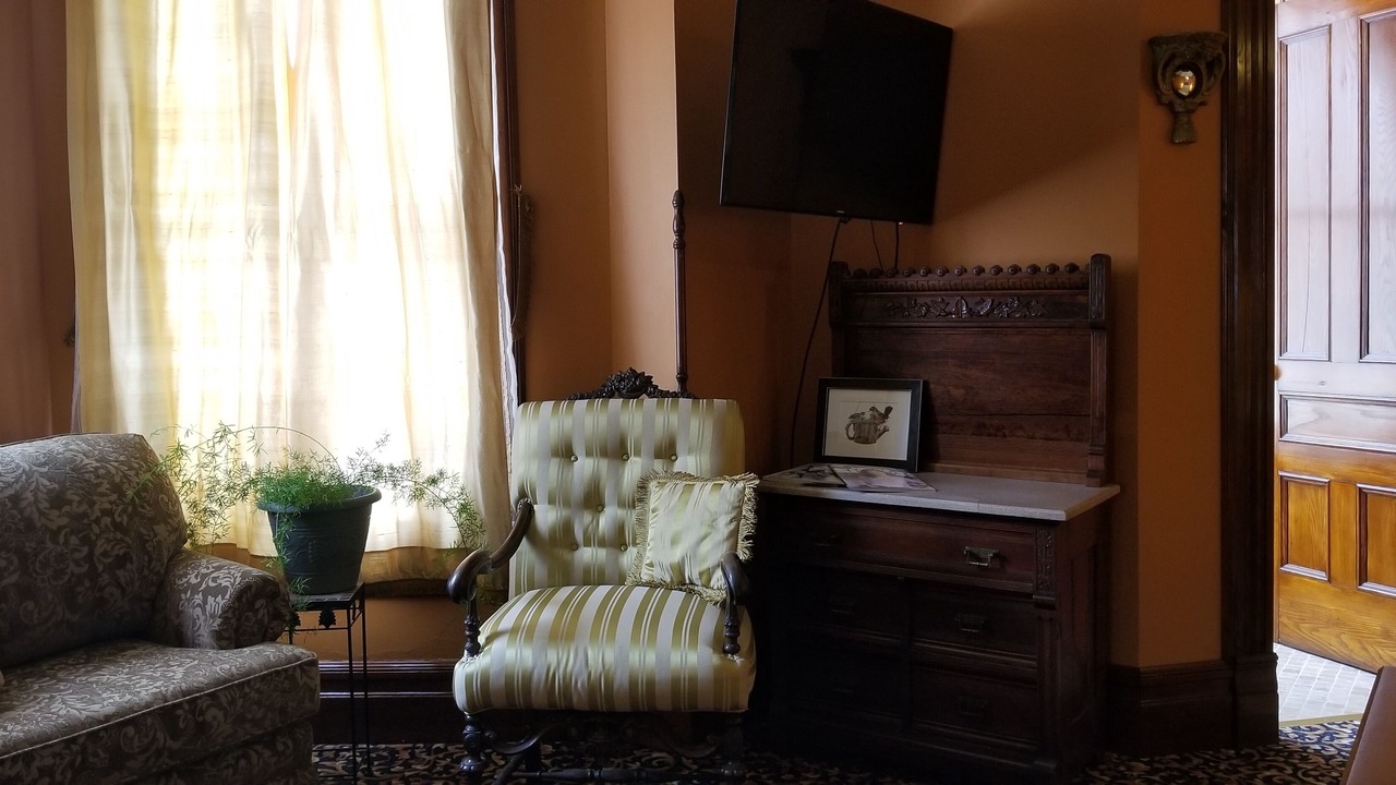 Photo of Livingroom in Downtown Buffalo