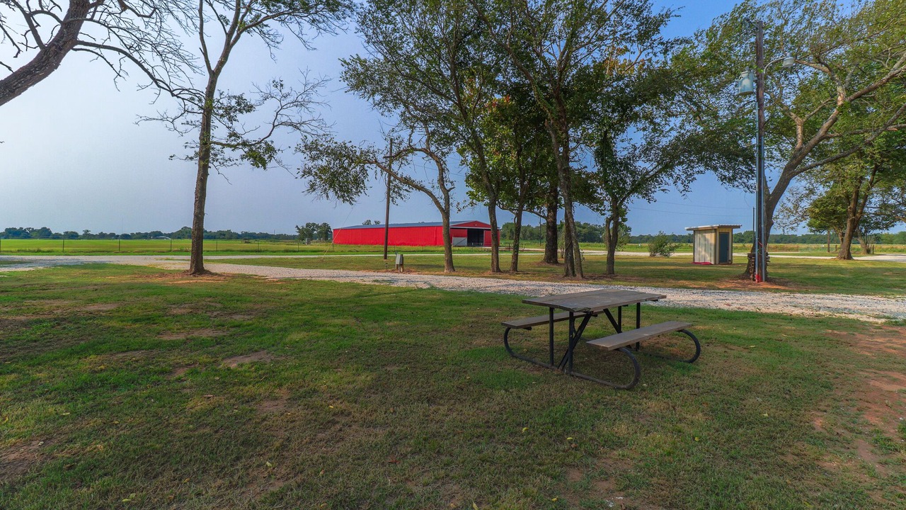 Photo of Outdoor in Denison