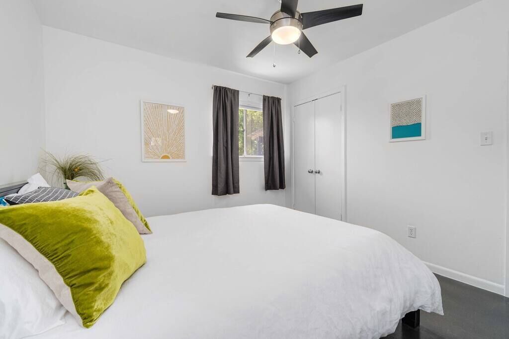 Photo of Bedroom in Greater South River City