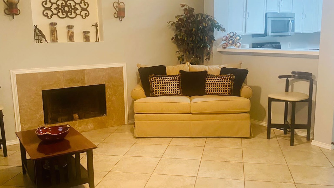 Photo of Livingroom in Glenn Heights