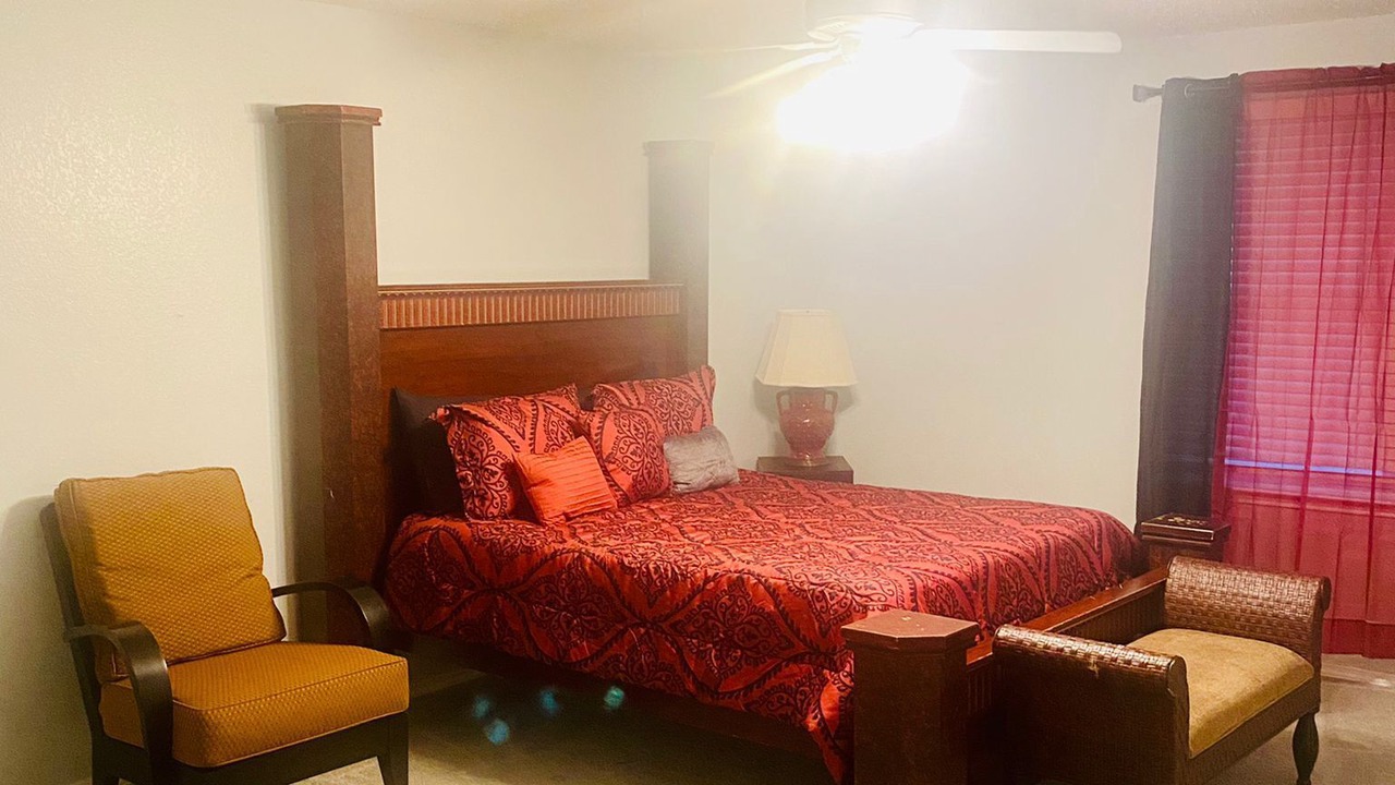 Photo of Bedroom in Glenn Heights