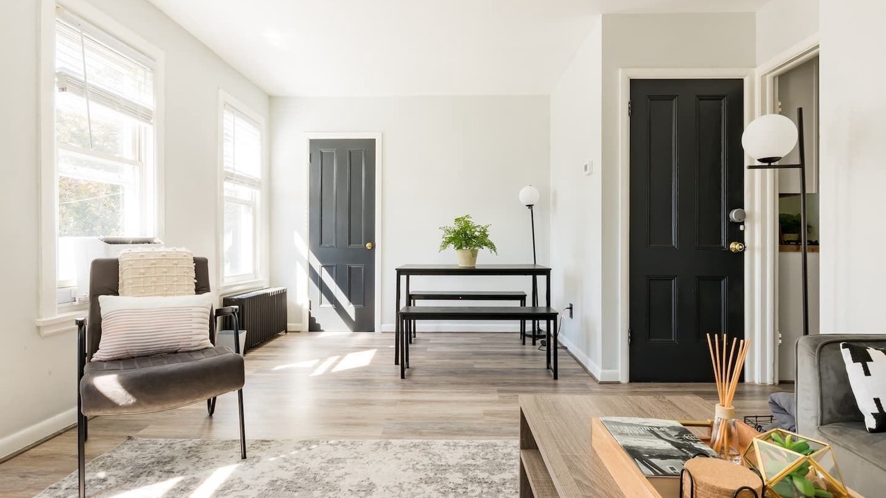 Photo of Livingroom in Kingston