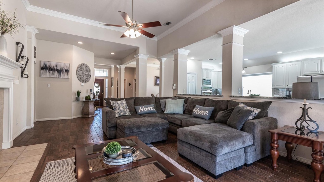 Photo of Livingroom in Prosper