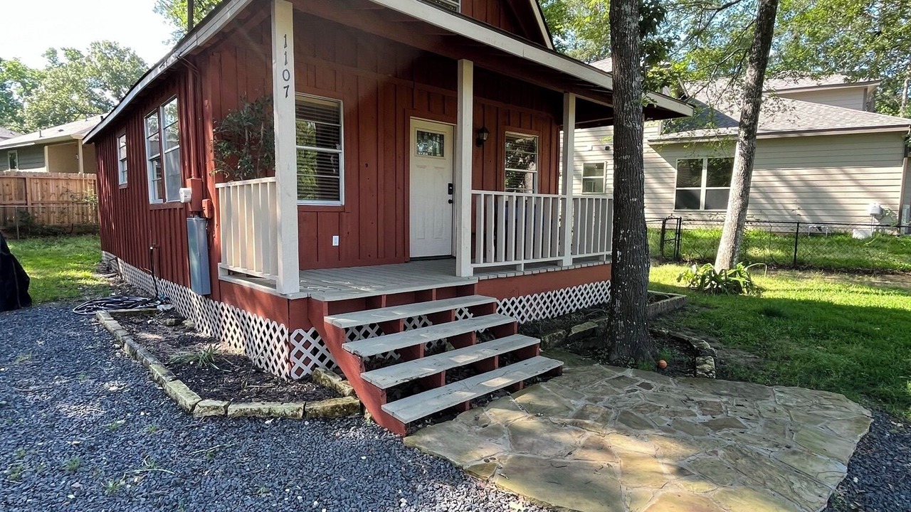 Photo of Outdoor in Montgomery