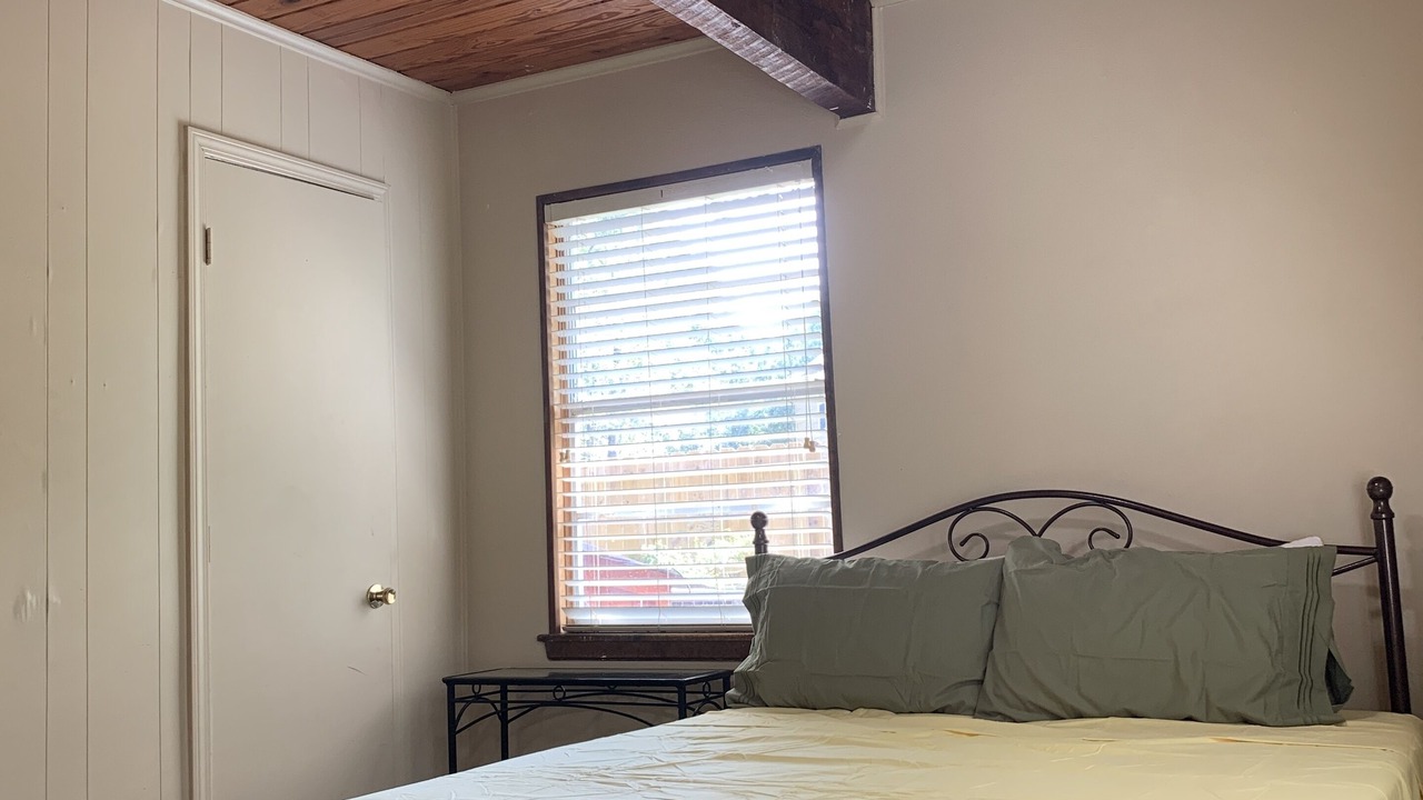 Photo of Bedroom in Montgomery
