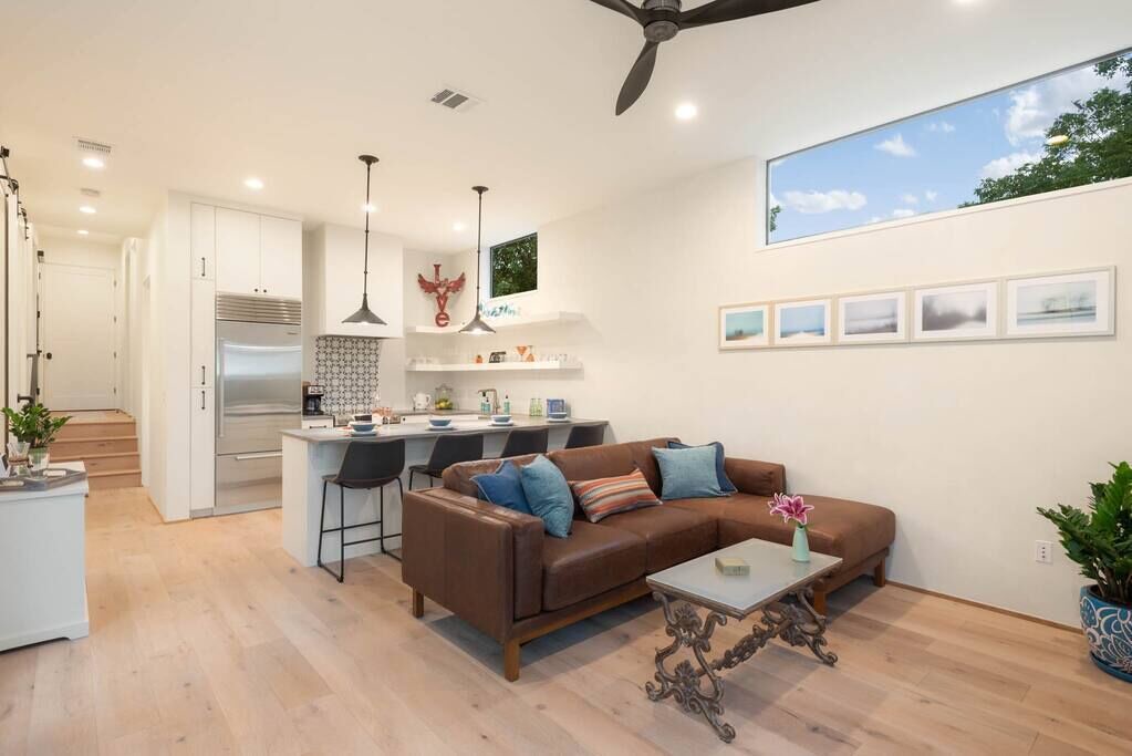 Photo of Bedroom in South River City