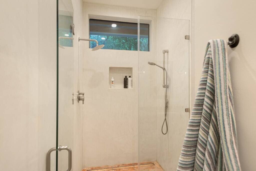 Photo of Bathroom in South River City