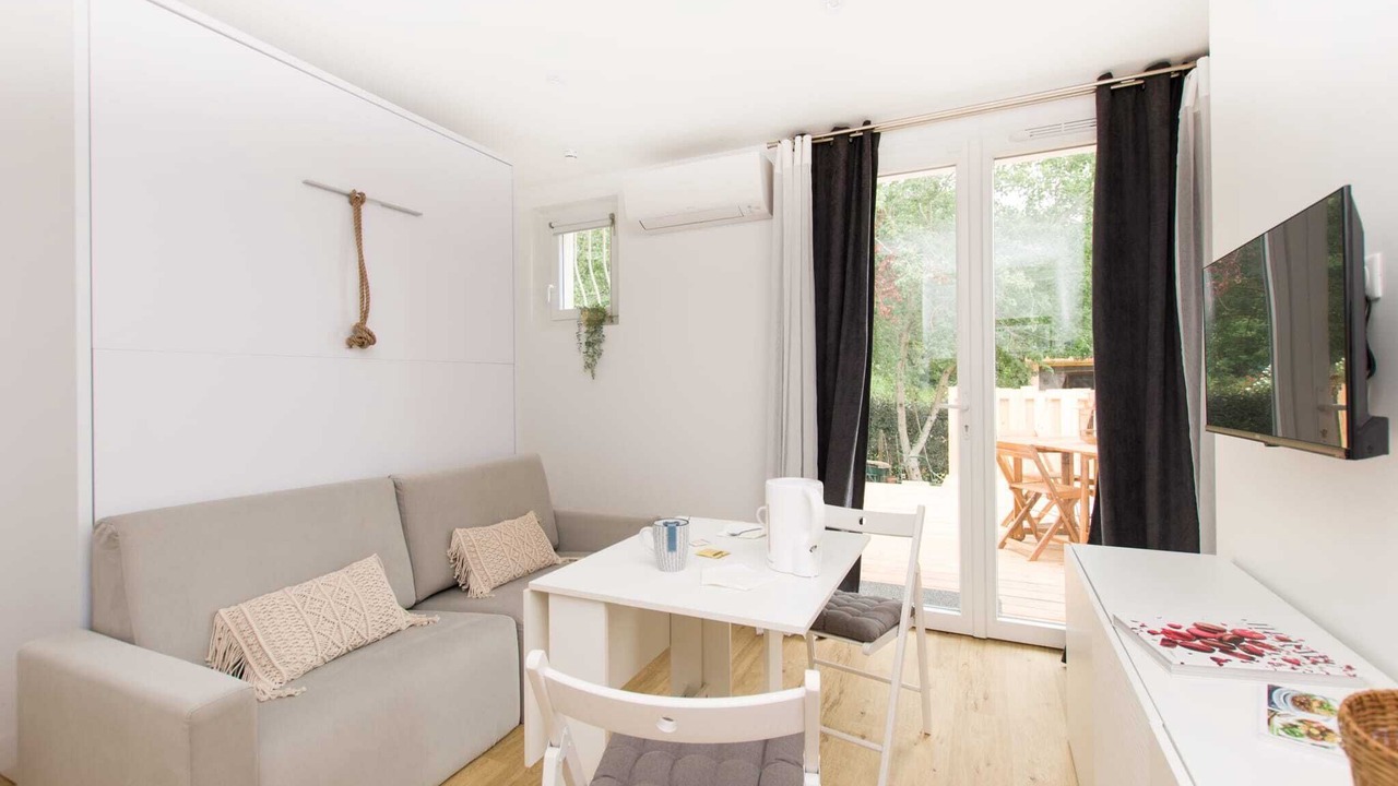 Photo of Livingroom in Pujaudran