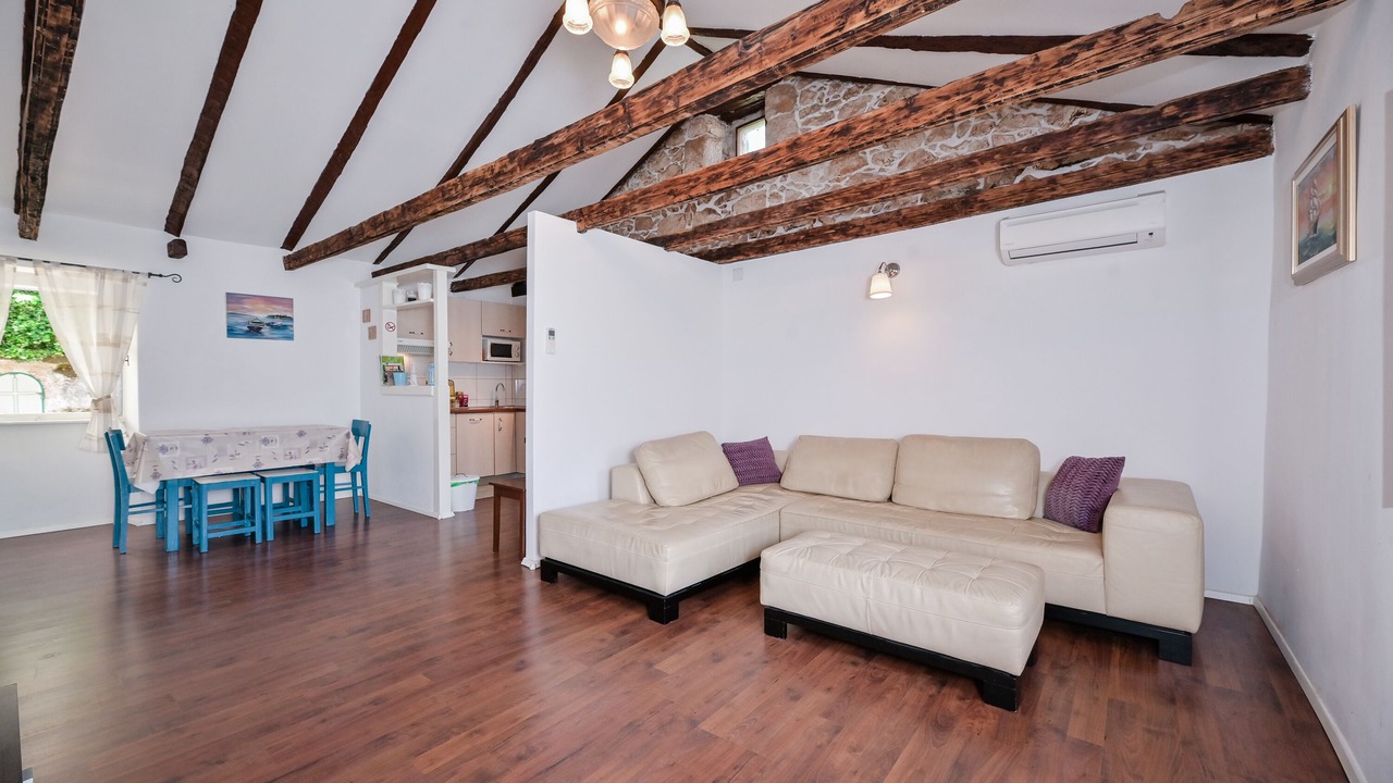 Photo of Livingroom in Sucici