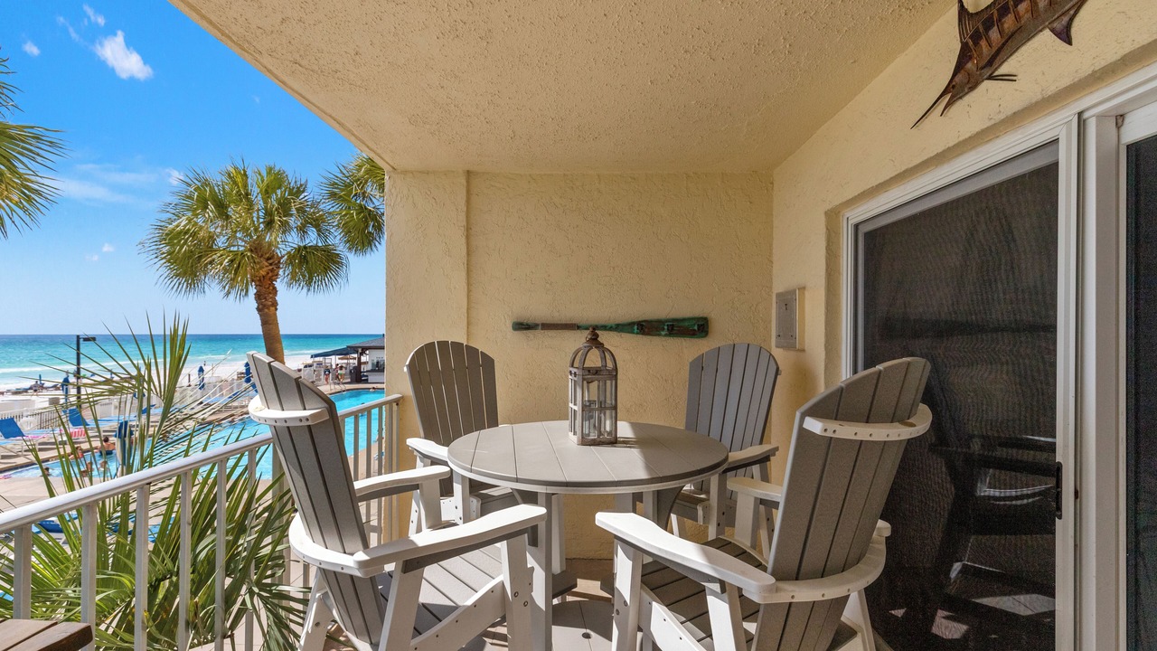 Photo of Patio Balcony in Biltmore Beach