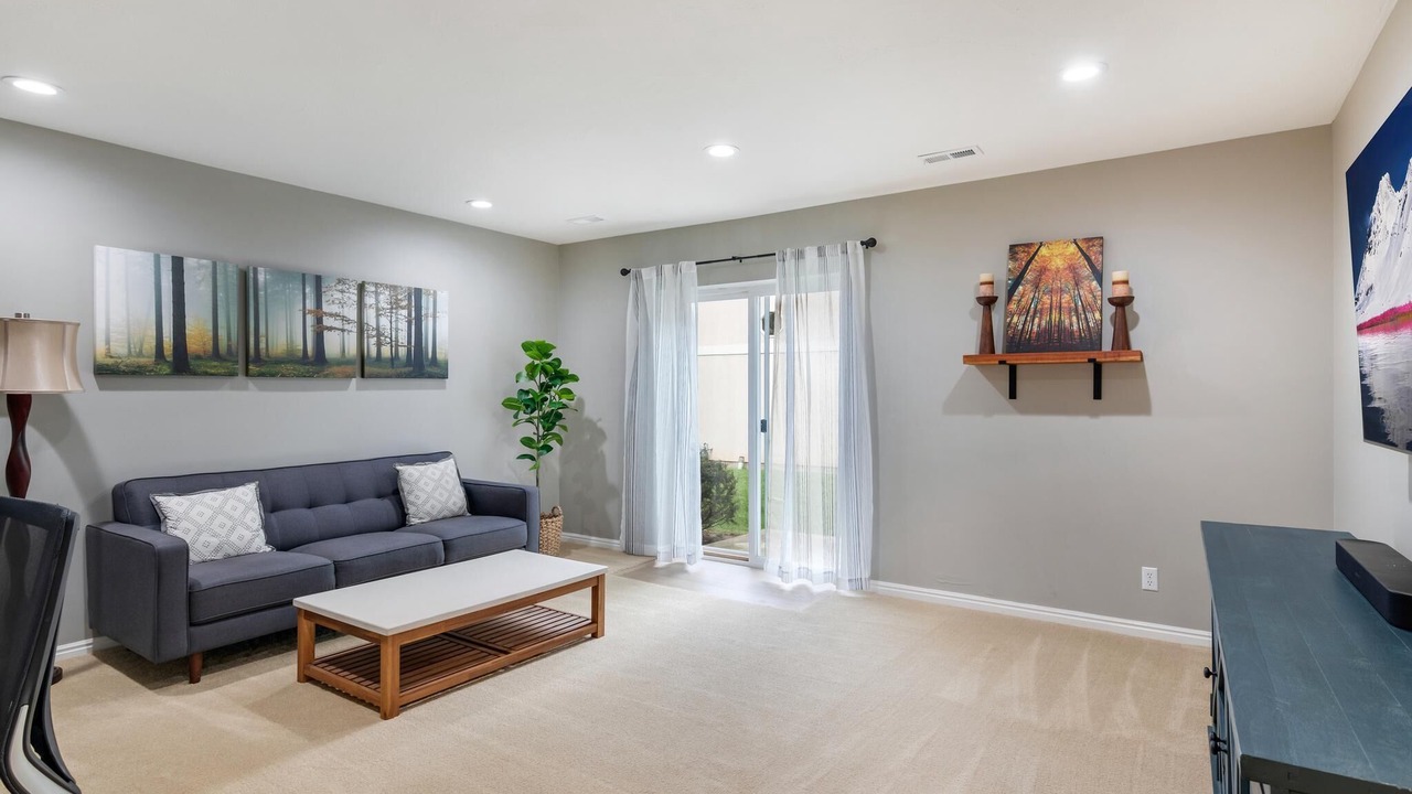 Photo of Livingroom in Holladay