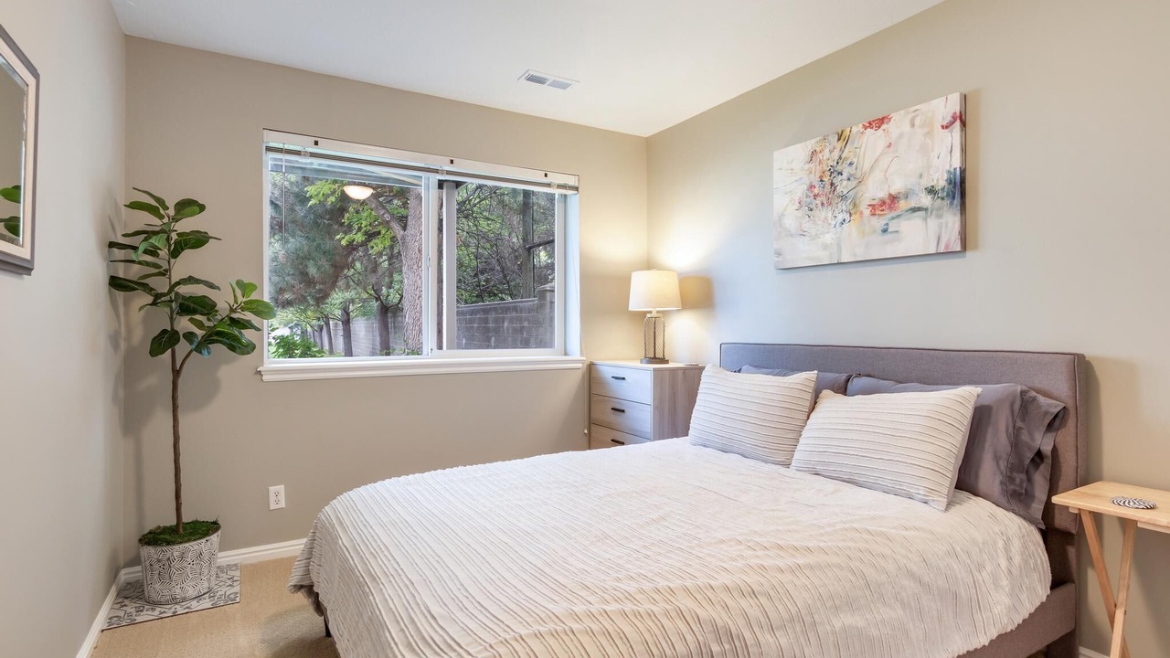Photo of Bedroom in Holladay