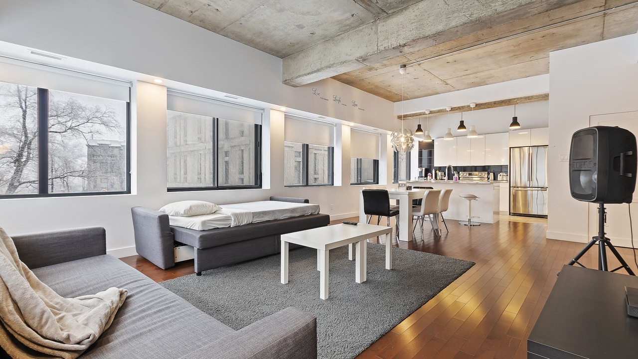 Photo of Livingroom in Plateau Mont Royal