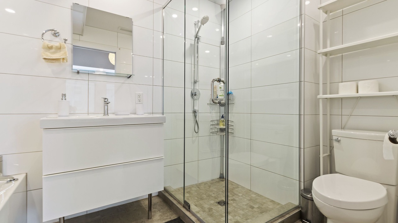 Photo of Bathroom in Plateau Mont Royal