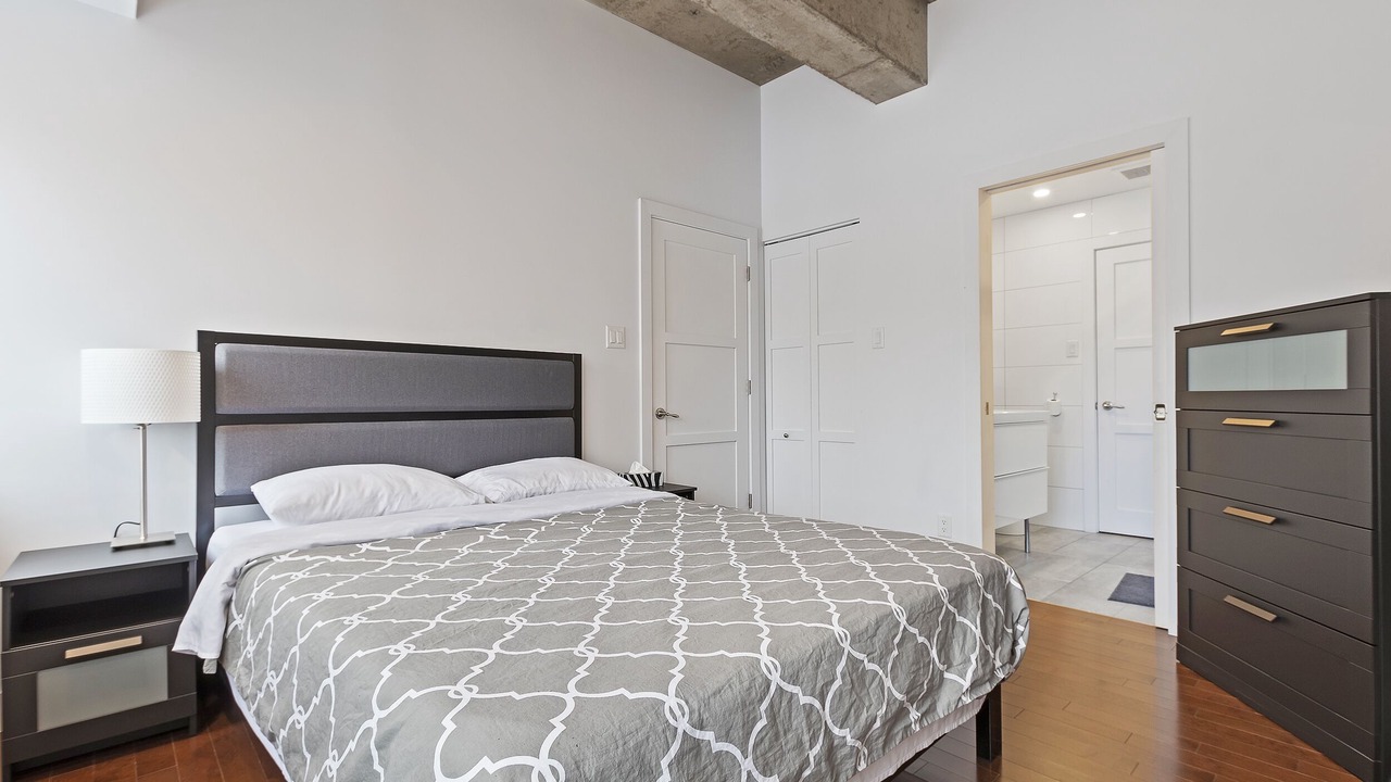 Photo of Bedroom in Plateau Mont Royal