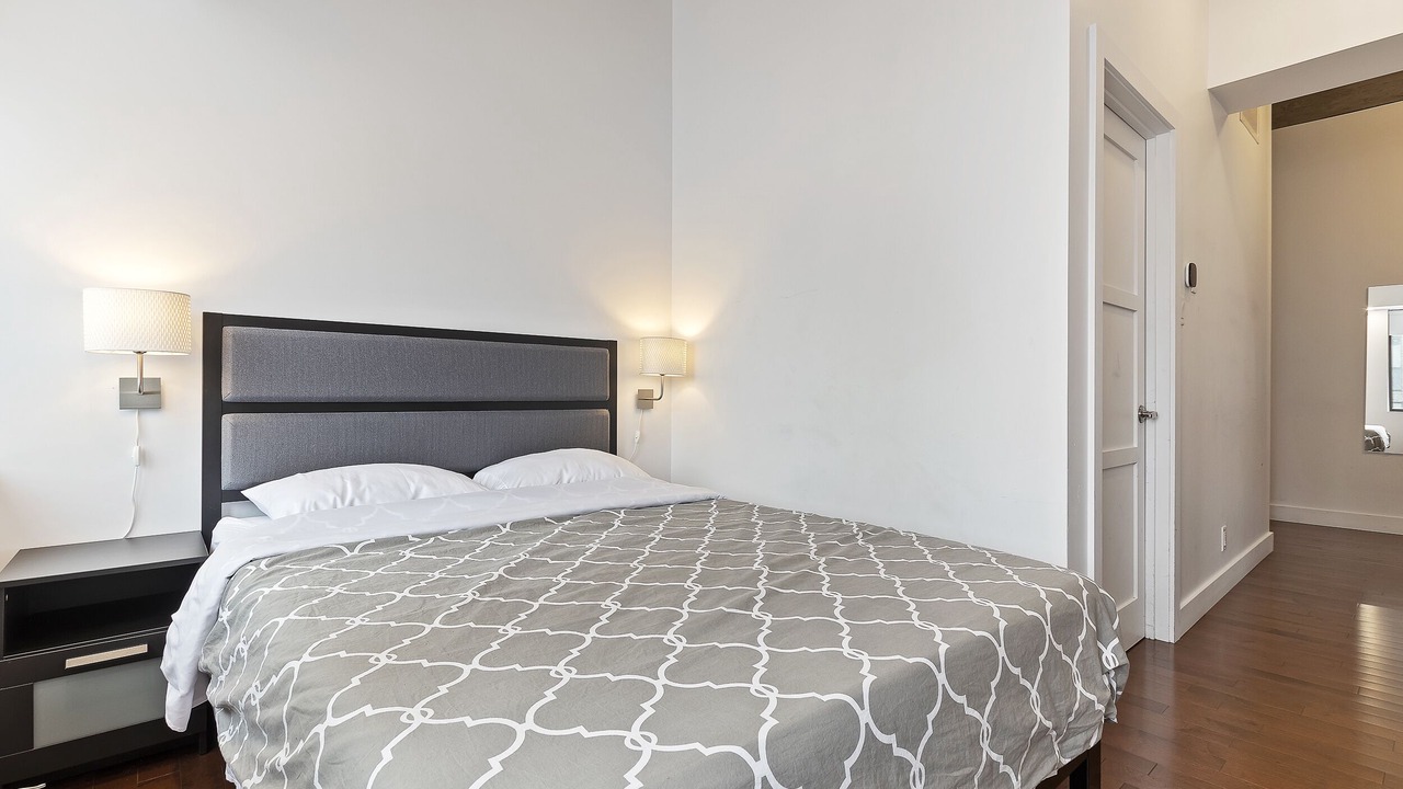 Photo of Bedroom in Plateau Mont Royal