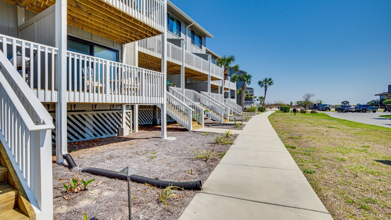 Photo of Outdoor in Oceanmarsh Subdivision