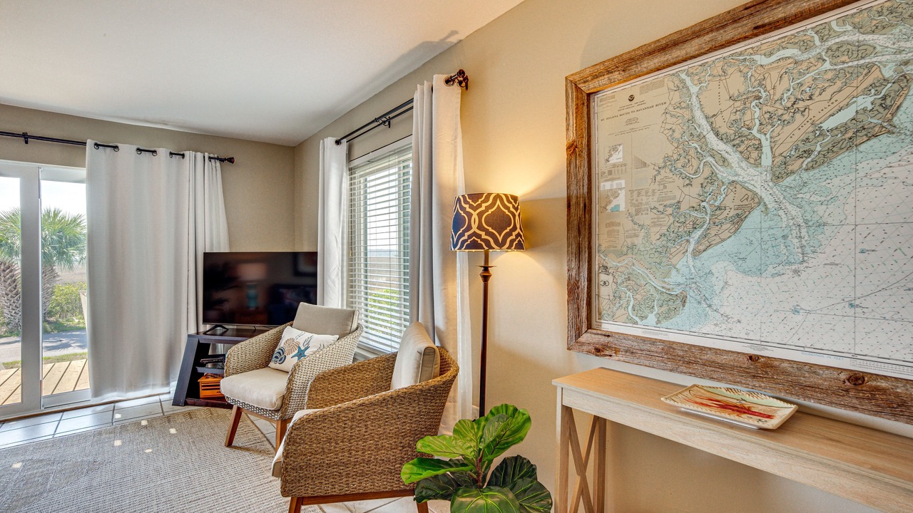 Photo of Livingroom in Oceanmarsh Subdivision