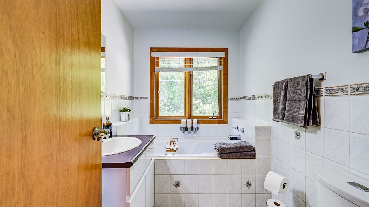Photo of Bathroom in Lafontaine