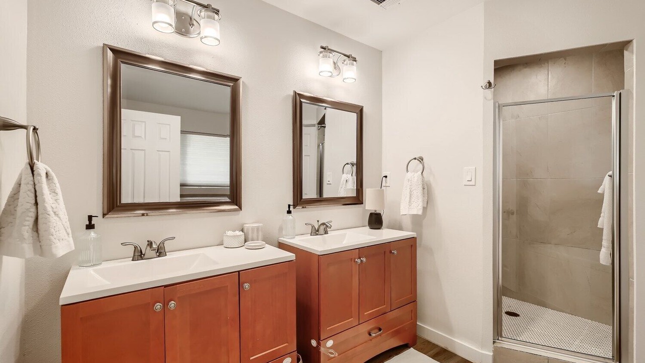 Photo of Bathroom in South Manchaca