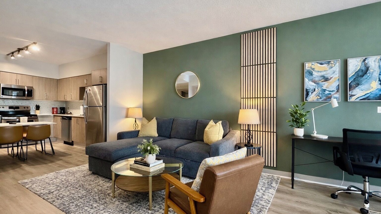 Photo of Livingroom in Crystal City