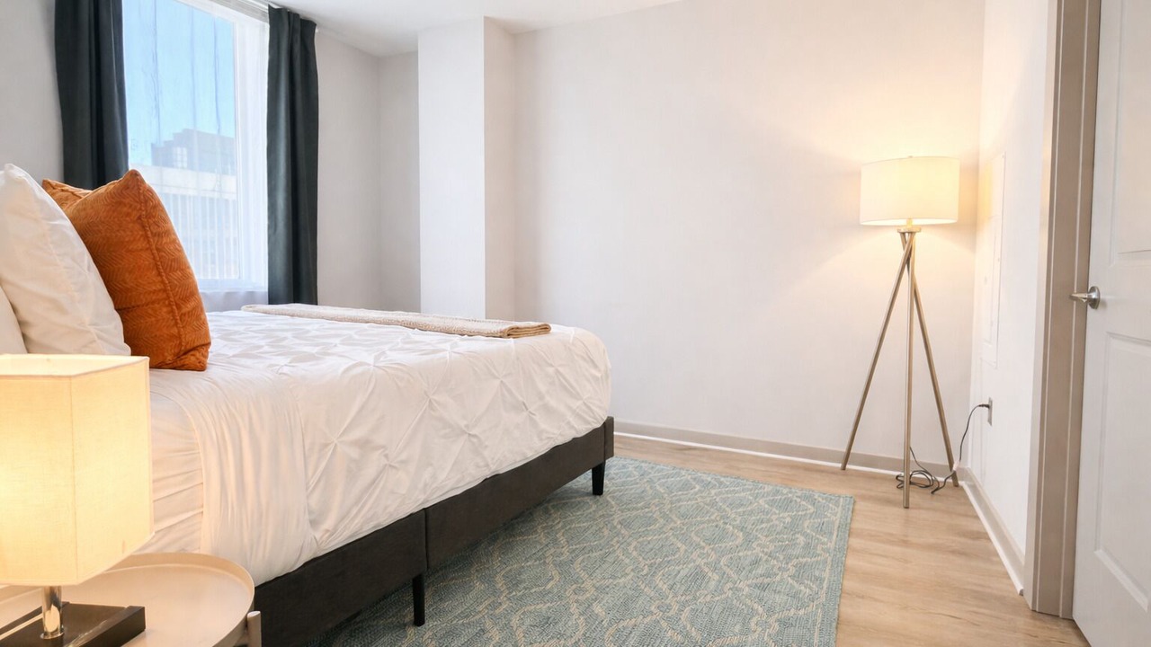 Photo of Bedroom in Crystal City
