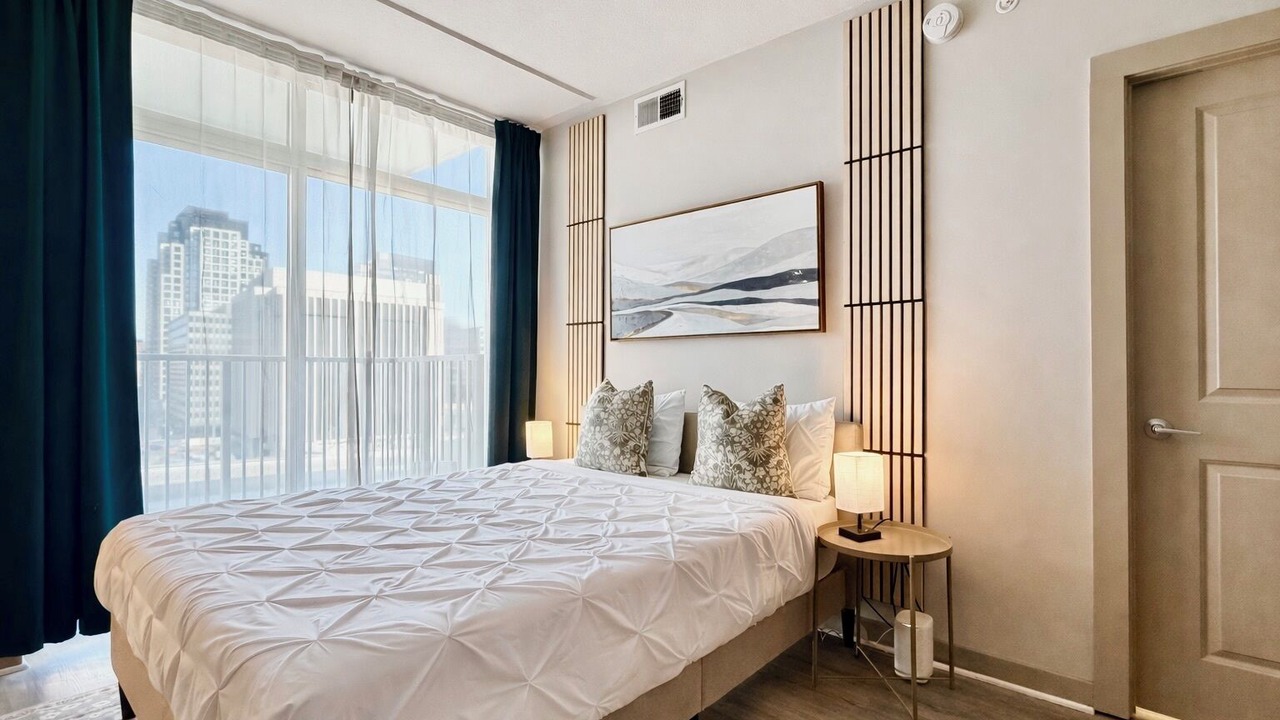Photo of Bedroom in Crystal City