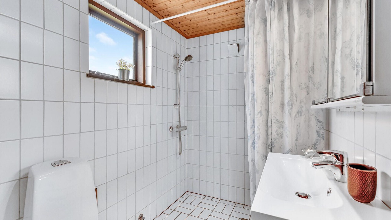 Photo of Bathroom in Haurvig