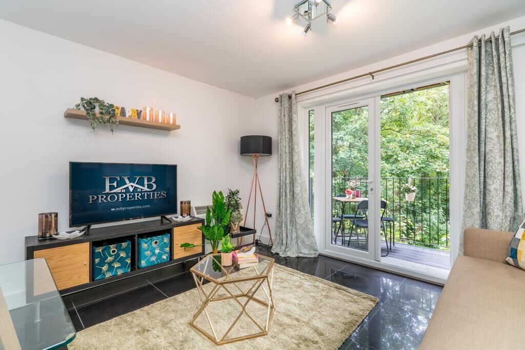 Photo of Livingroom in Shirley