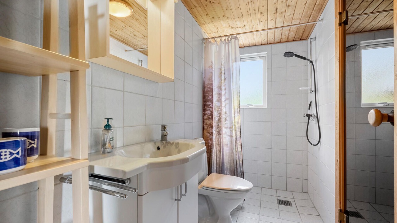 Photo of Bathroom in Skjern