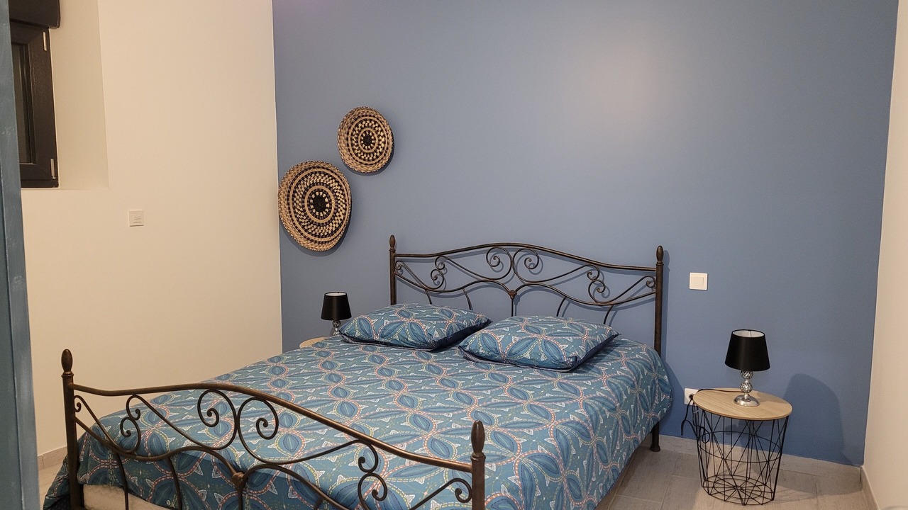 Photo of Bedroom in Theneuil