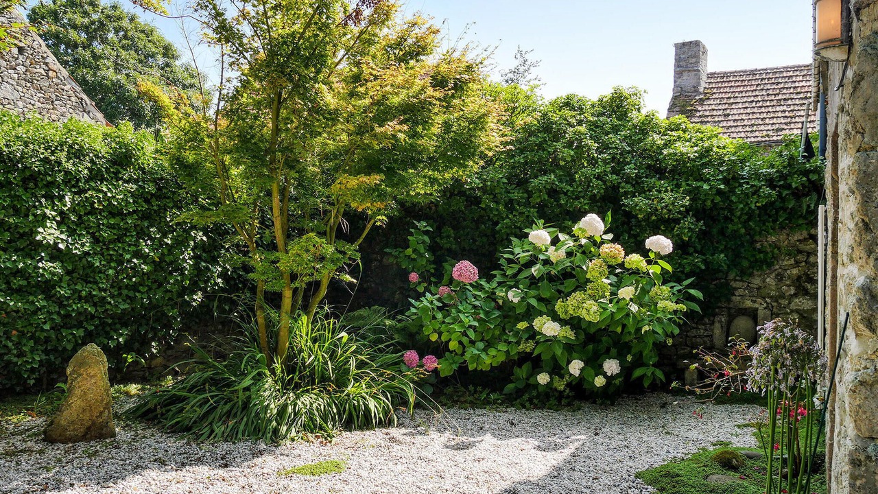 Photo of Others in Saint-Germain-des-Vaux