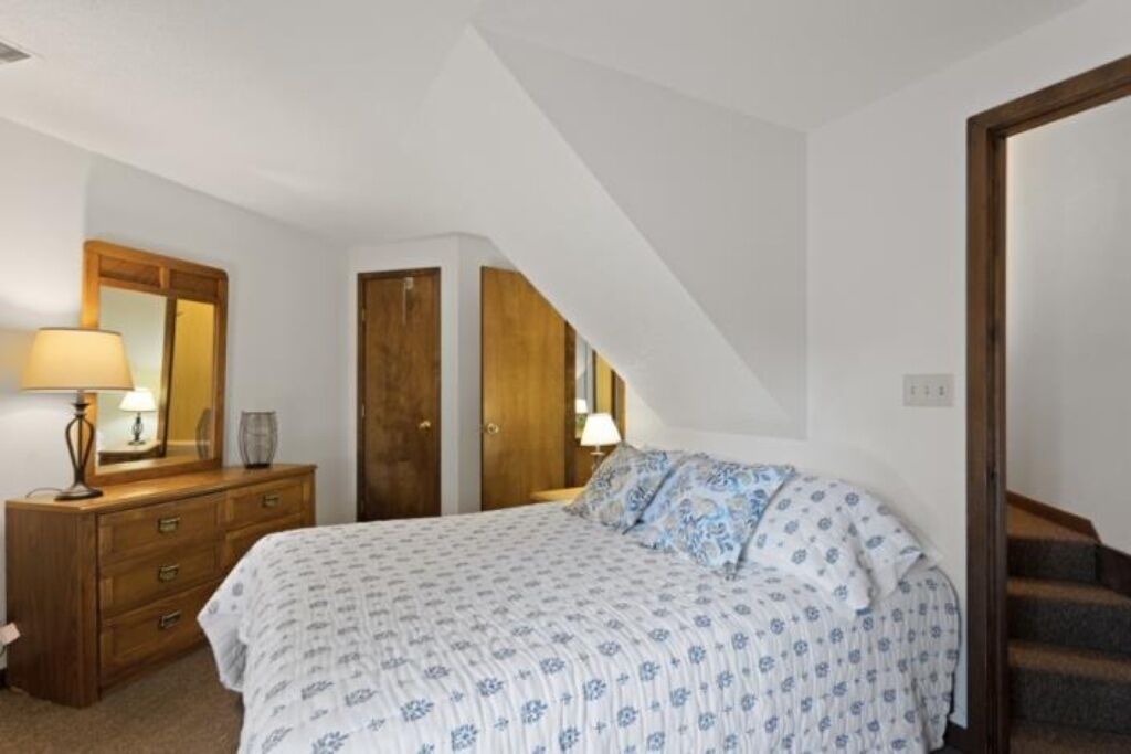 Photo of Bedroom in Osage Beach