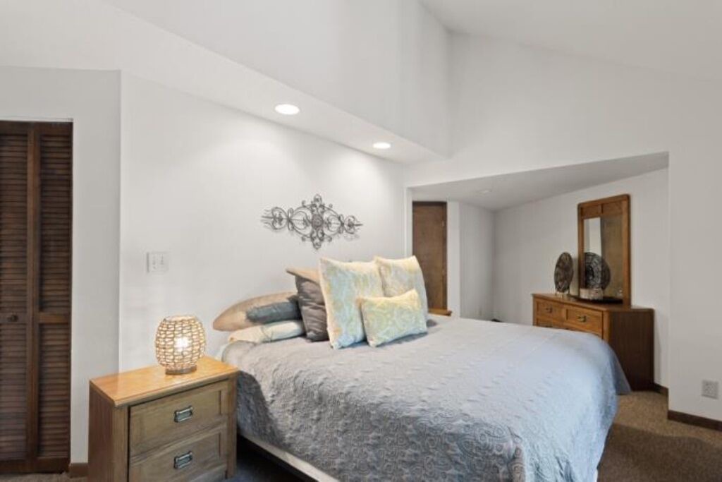 Photo of Bedroom in Osage Beach